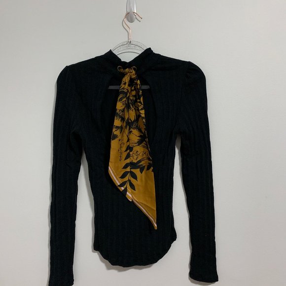 Free People Party in the back mock neck long sleeve top Size Medium - Picture 6 of 10